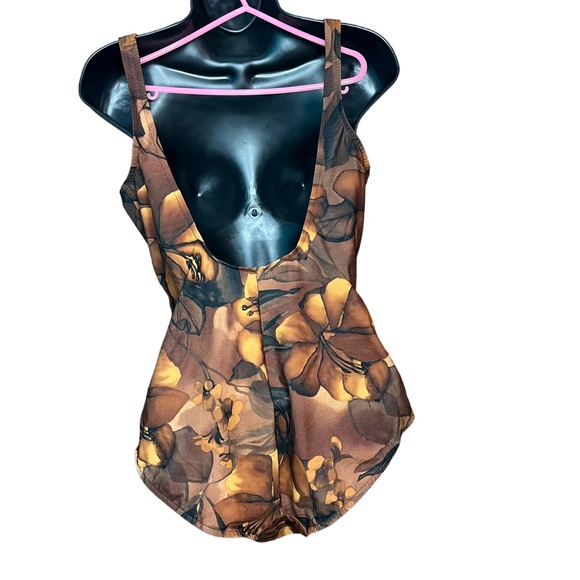 Miraclesuit Brown Pandora Floral One Piece Bathing Suit Swimsuit Size 14 - Picture 3 of 7